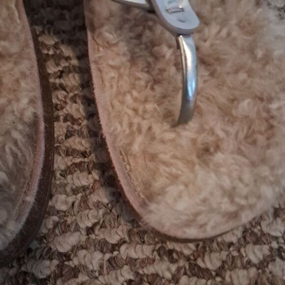 Tory Burch Sandals Women's 8.5 Miller Cloud Shearling Cozy Soft Comfy Designer - Picture 4 of 7